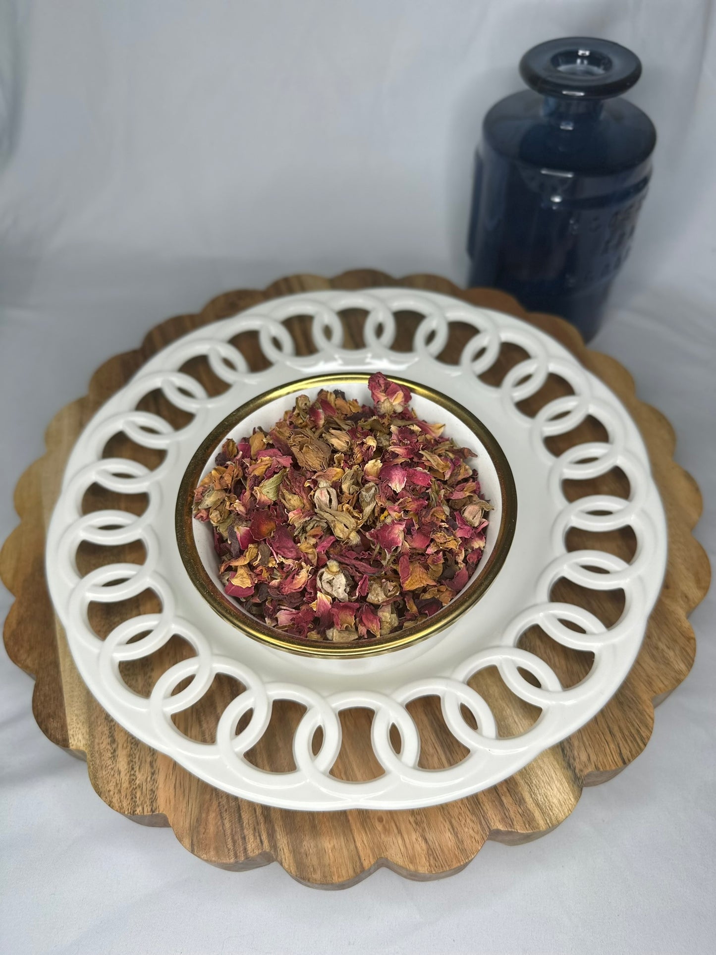 Rose Buds & Petals
