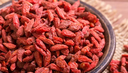 Goji Berries, whole, organic 2oz